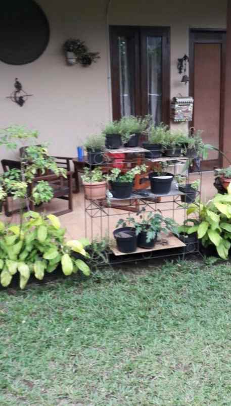 rumah semi furnished 3 menit dari villa bogor indah
