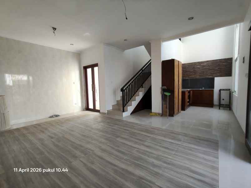 rumah semi villa di kerobokan dekat seminyak bali