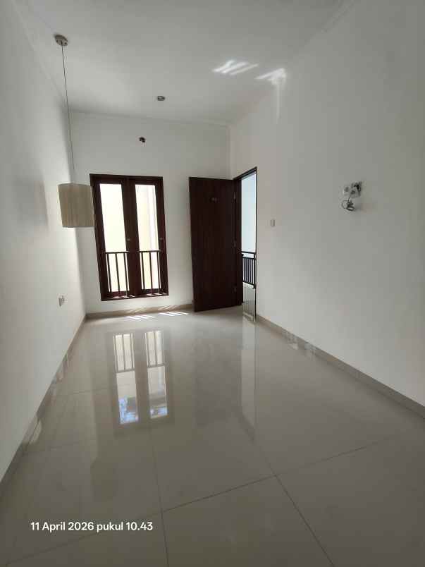 rumah semi villa di kerobokan dekat seminyak bali