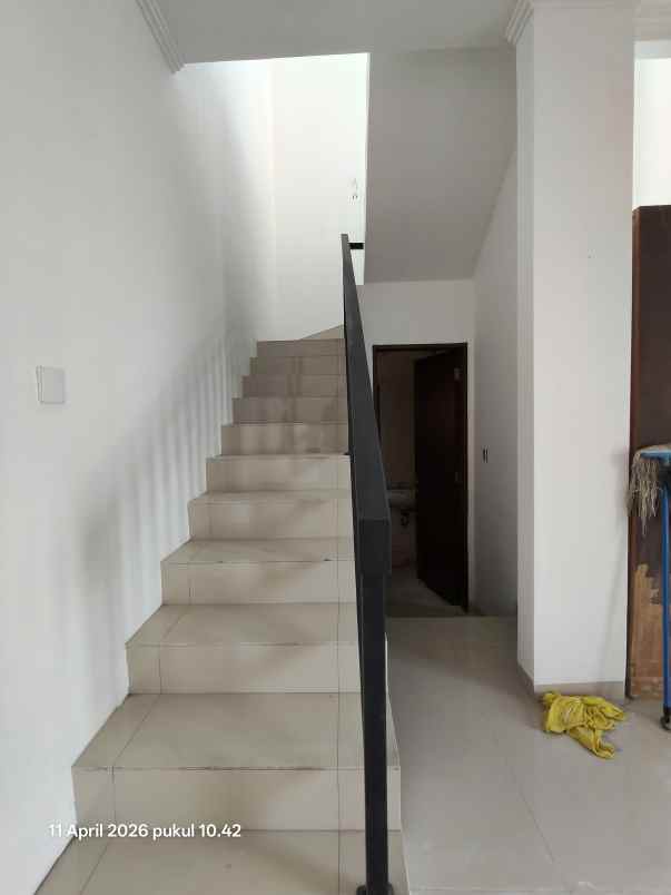 rumah semi villa di kerobokan dekat seminyak bali