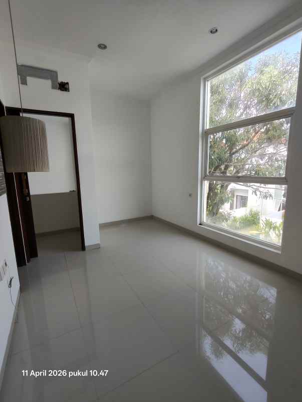 rumah semi villa di kerobokan dekat seminyak bali