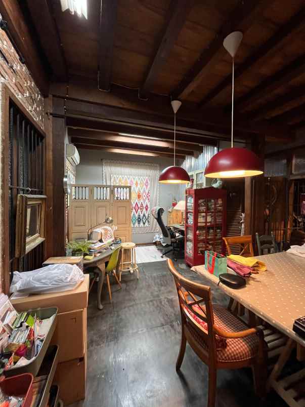 rumah shm 3 lantai bintaro jakarta selatan