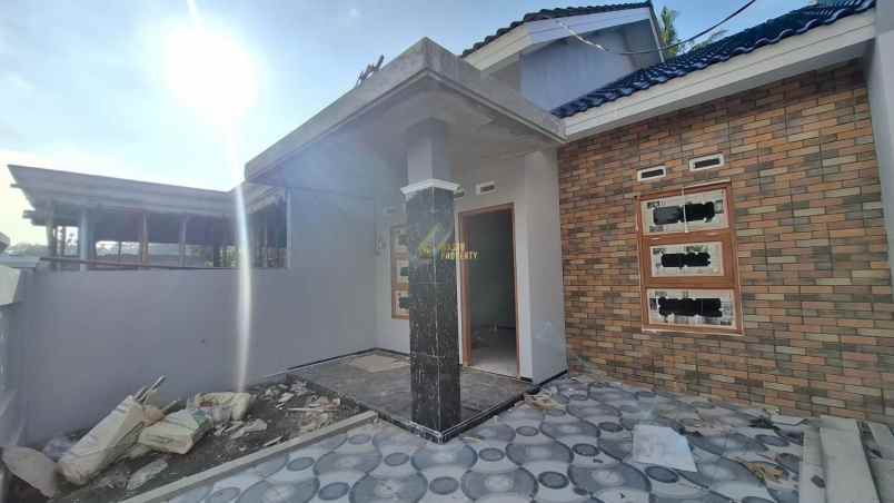 rumah siap huni dekat sd negeri di selomartani kalasan