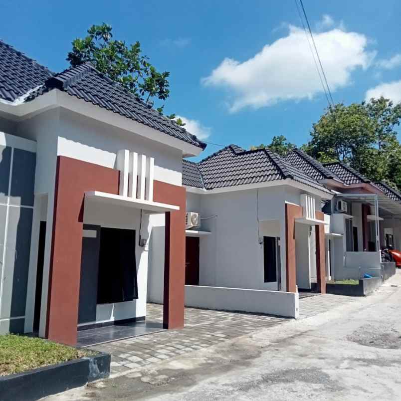 rumah siap huni di bantul lokasi strategis nyaman