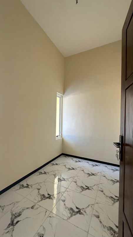 rumah siap huni lokasi dekat rst soepraoen