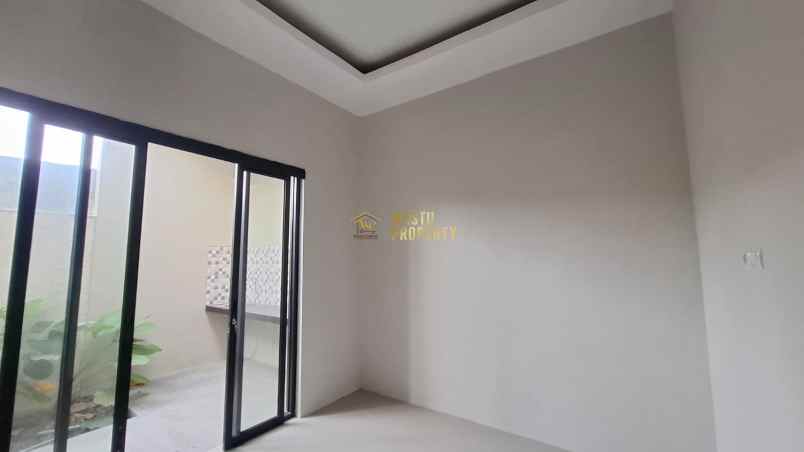 rumah siap huni minimalis modern dekat sd model sleman