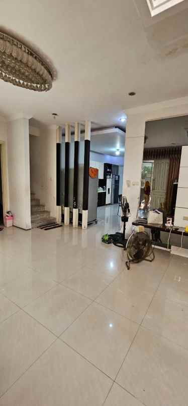 rumah sutorejo prima indah minimalis