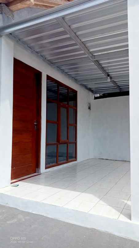 rumah tanah luas 1 4 km dekat ringroad madukismo jogja