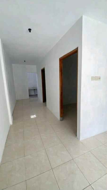 rumah tanah luas 1 4 km dekat ringroad madukismo jogja