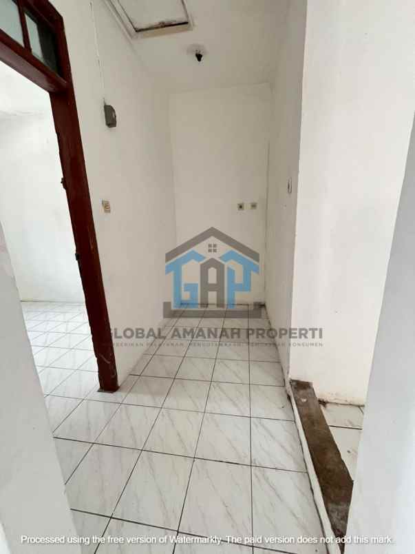 rumah terawat komplek cibabat cimahi siap huni