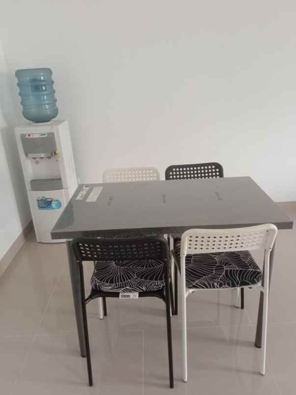 rumah townhouse 2 lantai terbaik dekat jl wibawa mukti