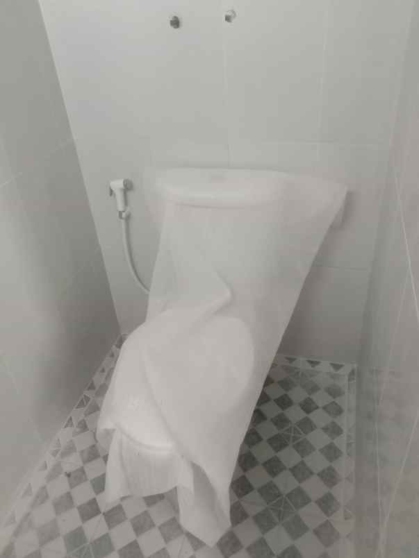 rumah townhouse 2 lantai terbaik dekat jl wibawa mukti