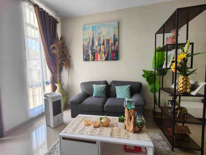 siap huni belakang umy