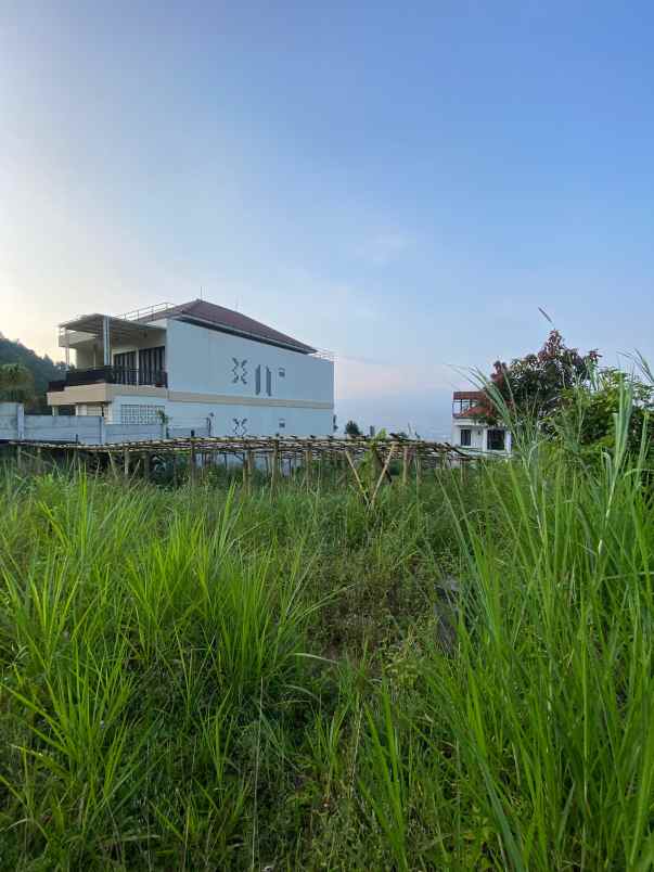 tanah murah view pengunungan dan city view kota batu