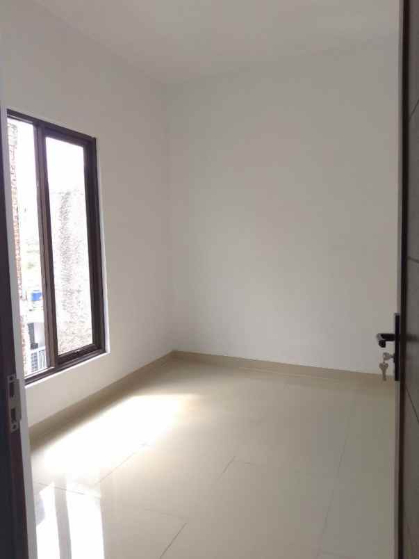 tanpa dp rumah jatihandap dekat gasibu gedung sate