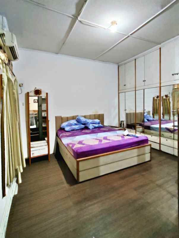 the address matters rumah pejompongan premium location