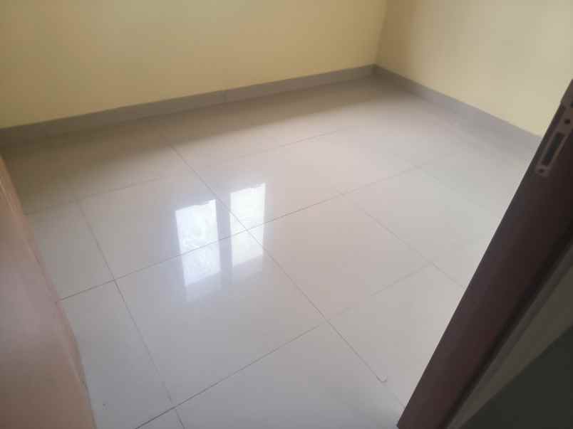 town house cipayung jakarta timur