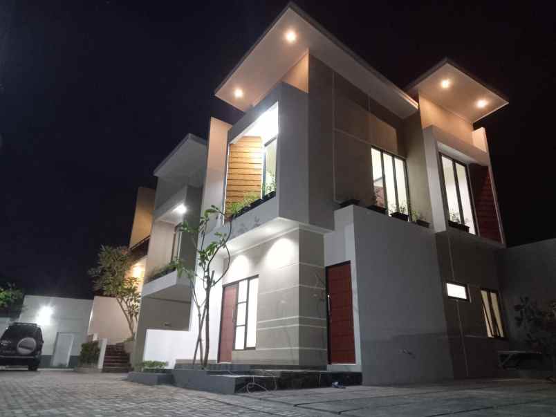 townhouse condet kramatjati lokasi strategis siap huni