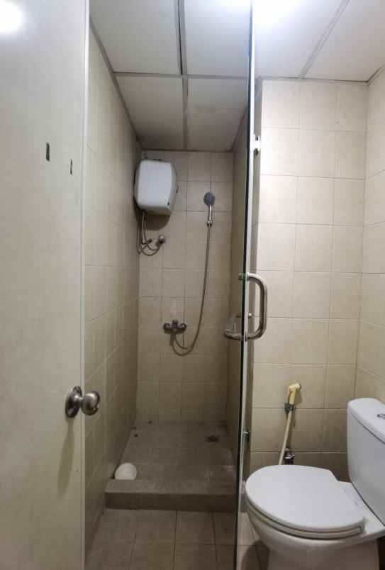 view pool furnished tinggal masuk sewa tipe 1br