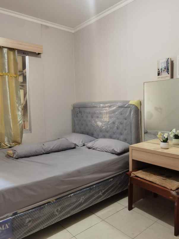 view pool furnished tinggal masuk sewa tipe 1br