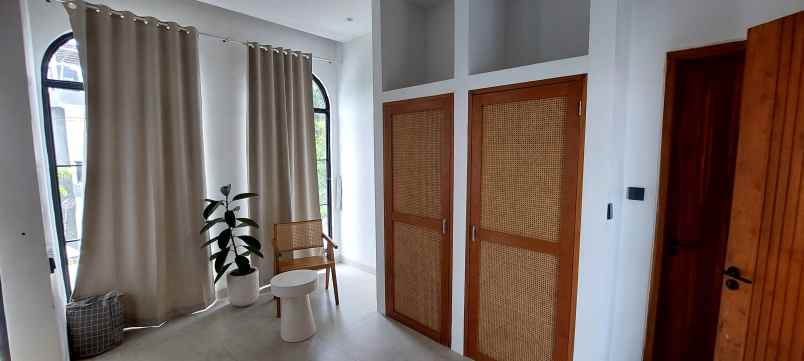 villa mewah full furnish hanya 10 menit ke canggu bali