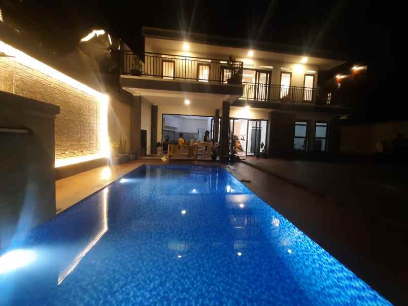 villa oscar family cisarua puncak murah