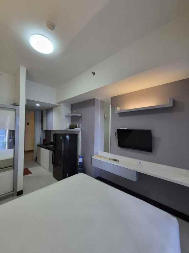 apartemen pcm tower amor view pool hadap selatan