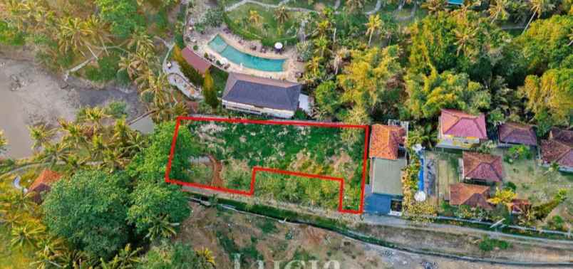 beachfront land for sale