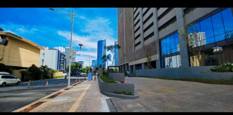 branz mega kuningan 3br semi furnished