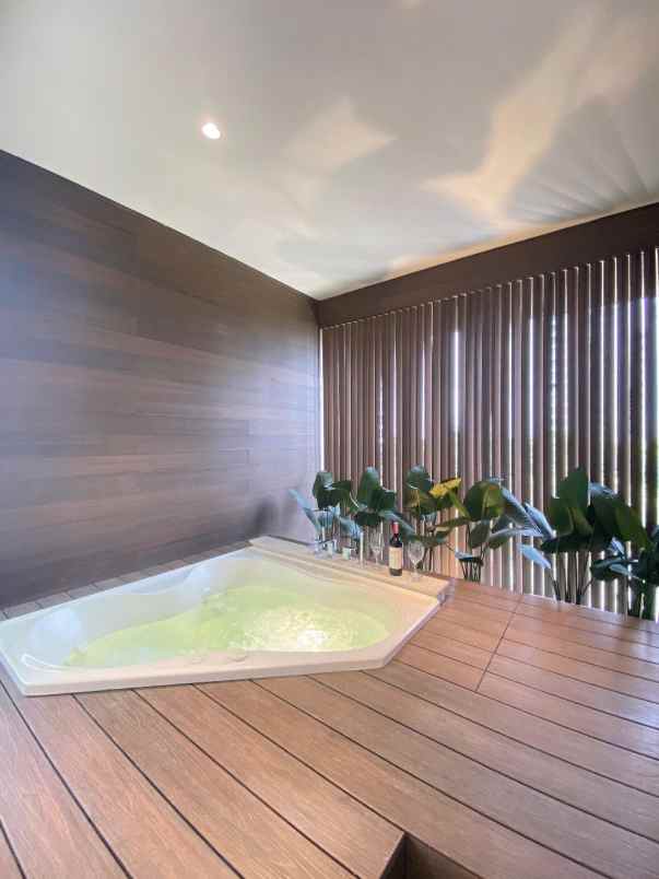 citra lake villa rumah mewah 13 m jakarta barat