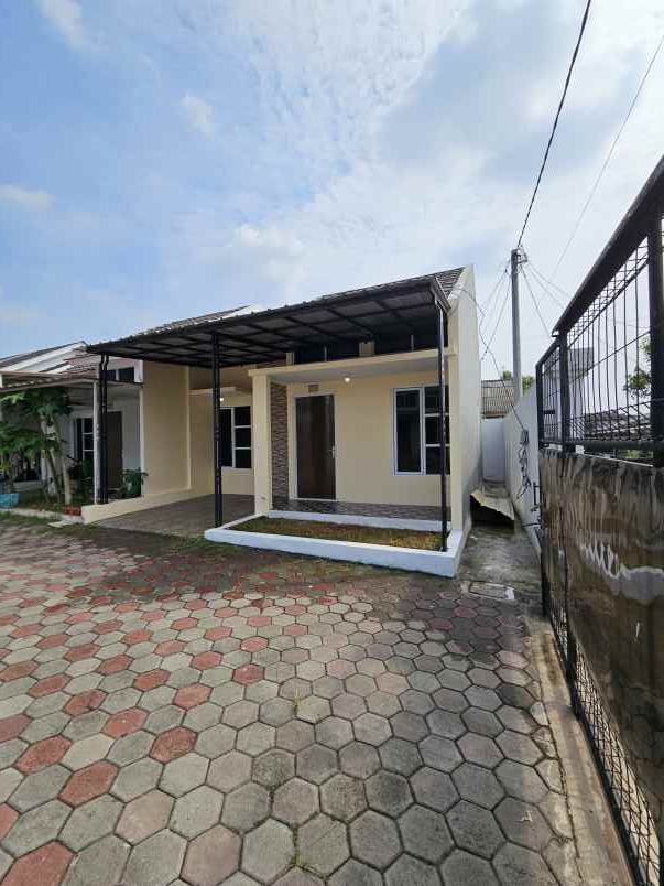 di jual rumah di perumahan griya jayyid di pamulang
