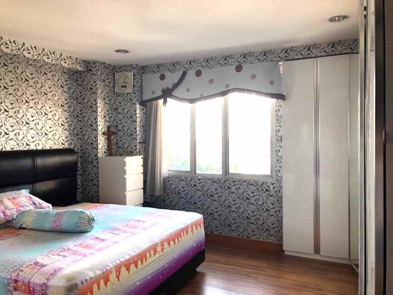 dijual apartemen apt the park residence