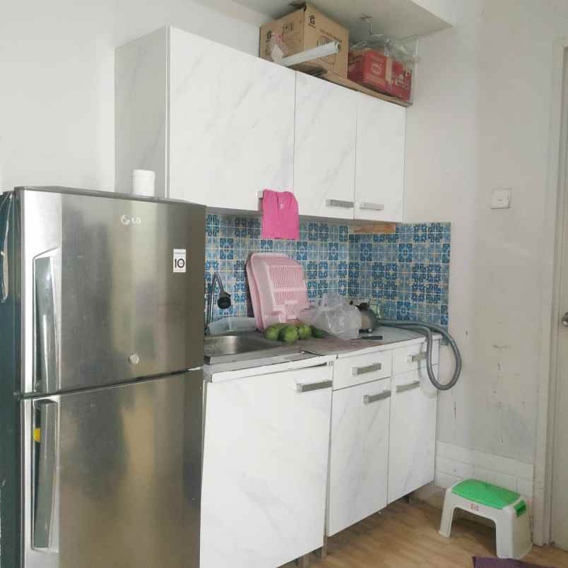 dijual apartemen jl ciledug raya no 99 kel