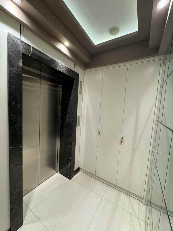 dijual apartemen la riz mansion