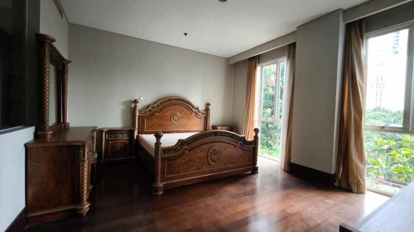 dijual apartemen semanggi