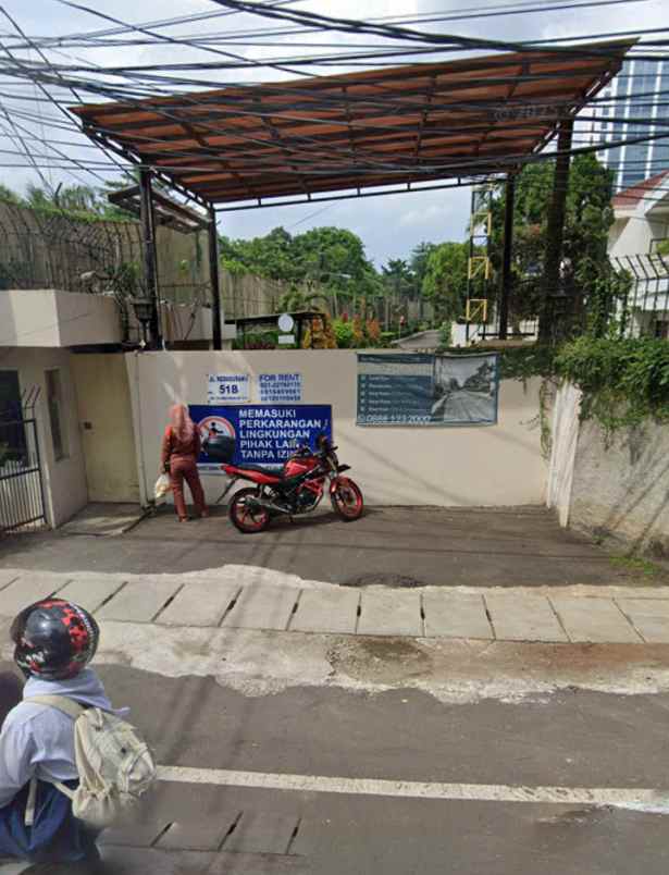 dijual beserta bangunan dibawah njop