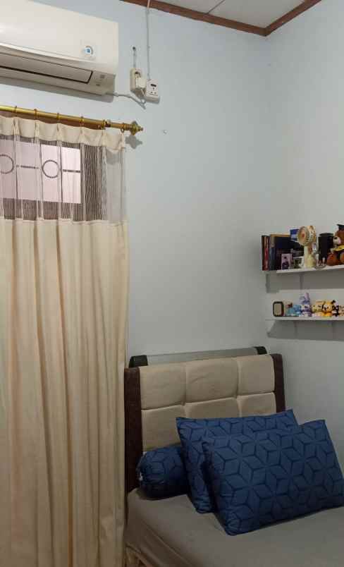 dijual butuh rumah luas dan murah di grogol limo depok