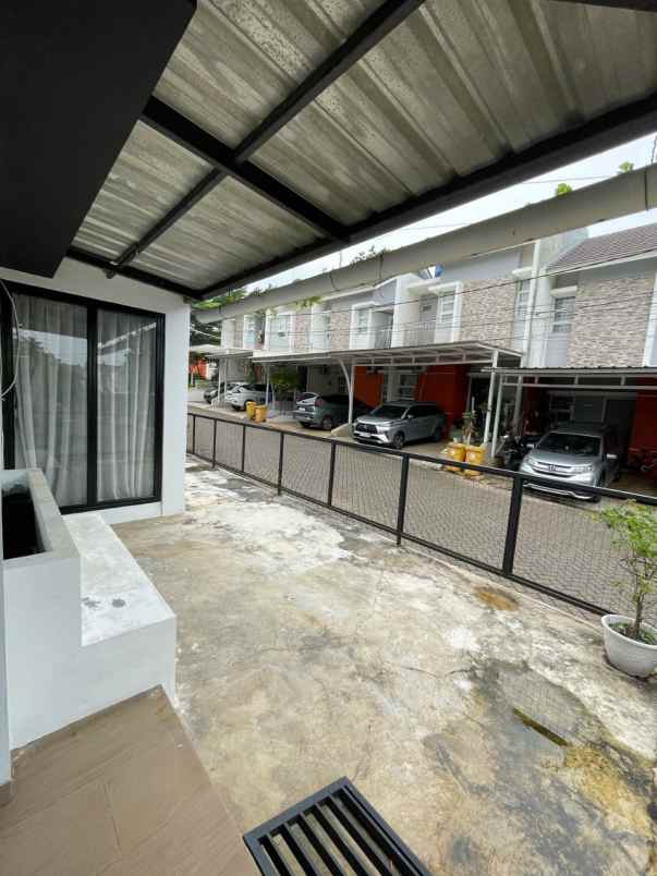 dijual cepat cluster cantik hook jatirangon bekasi
