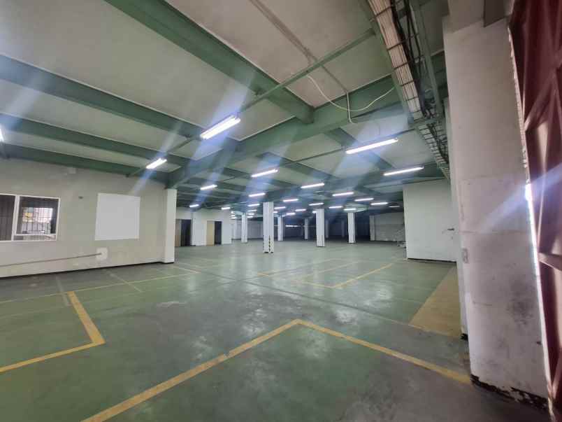 dijual disewa gudang di kawasan industri pulogadung