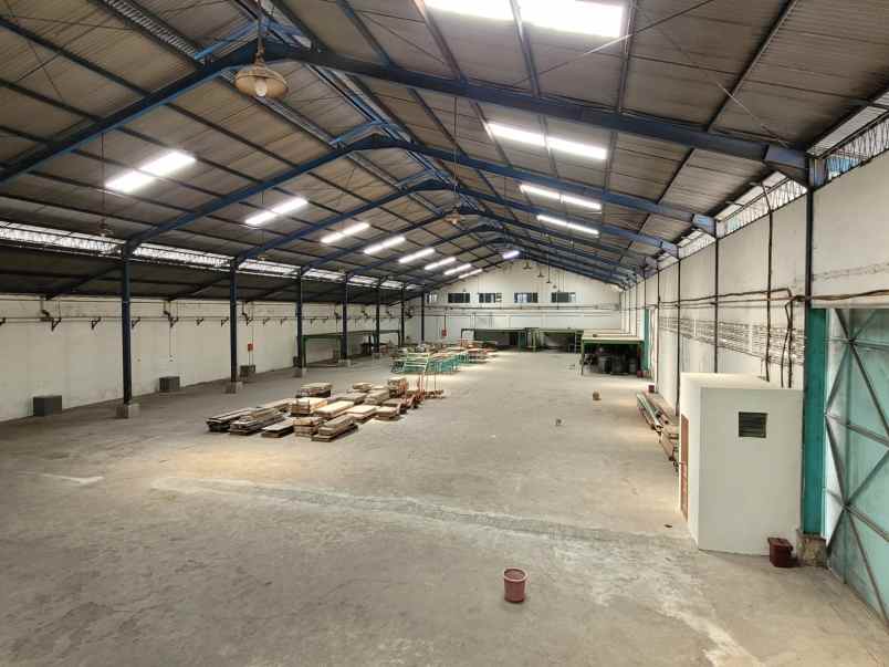 dijual gudang di margomulyo surabaya