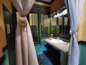 dijual hotel bintang 3 di jogja kota