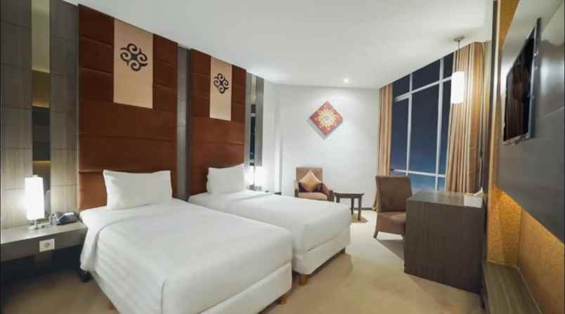 dijual hotel ji raya daan mogot tanjung