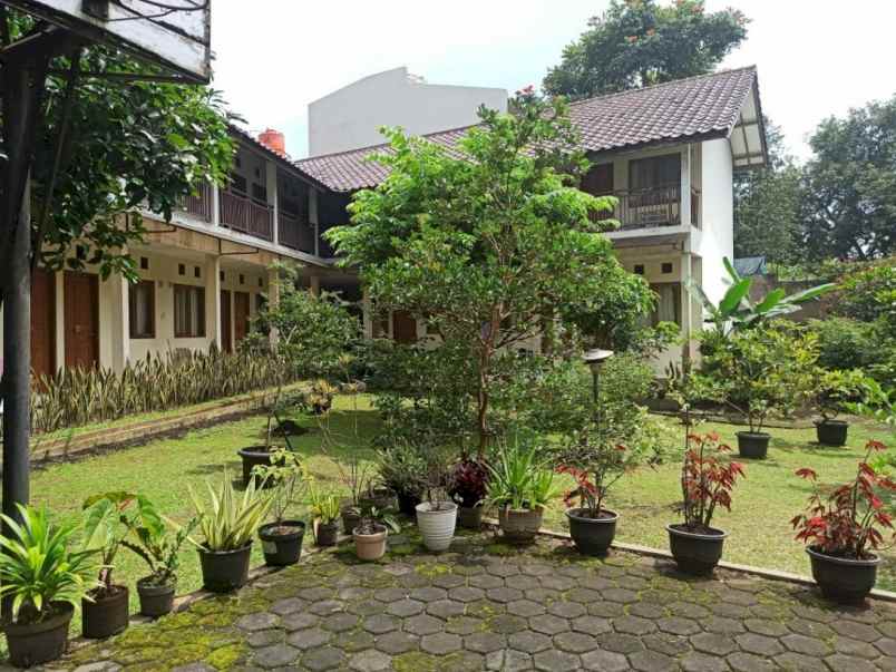 dijual kost jl cigadung raya barat