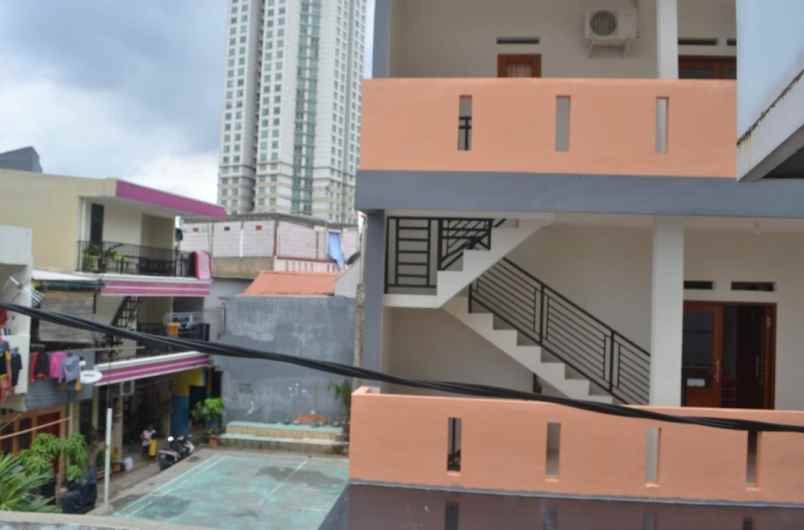 dijual kostan 21 kamar lokasi benhil jakarta pusat