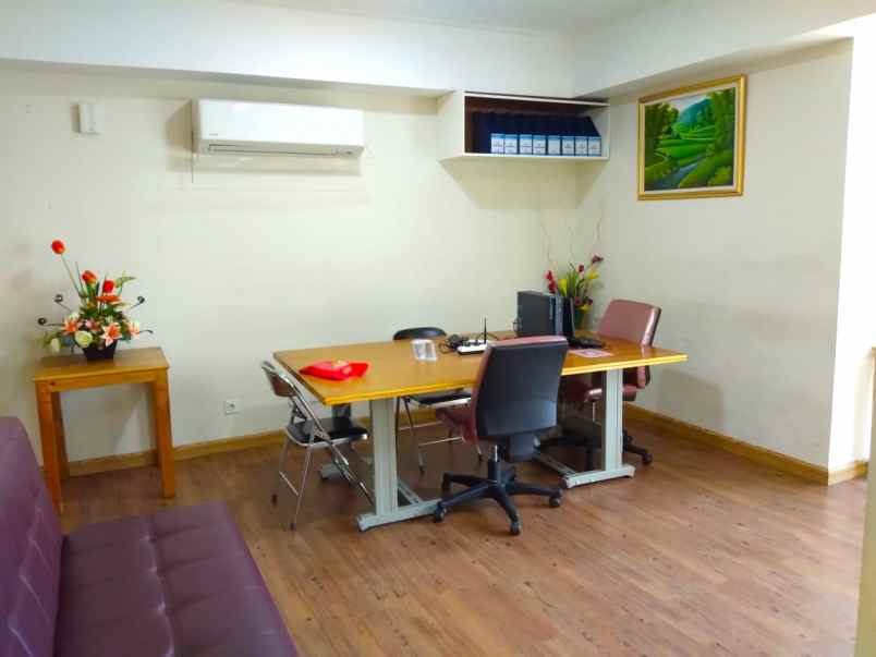 dijual ruko gudang kantor blok d jl trembesi