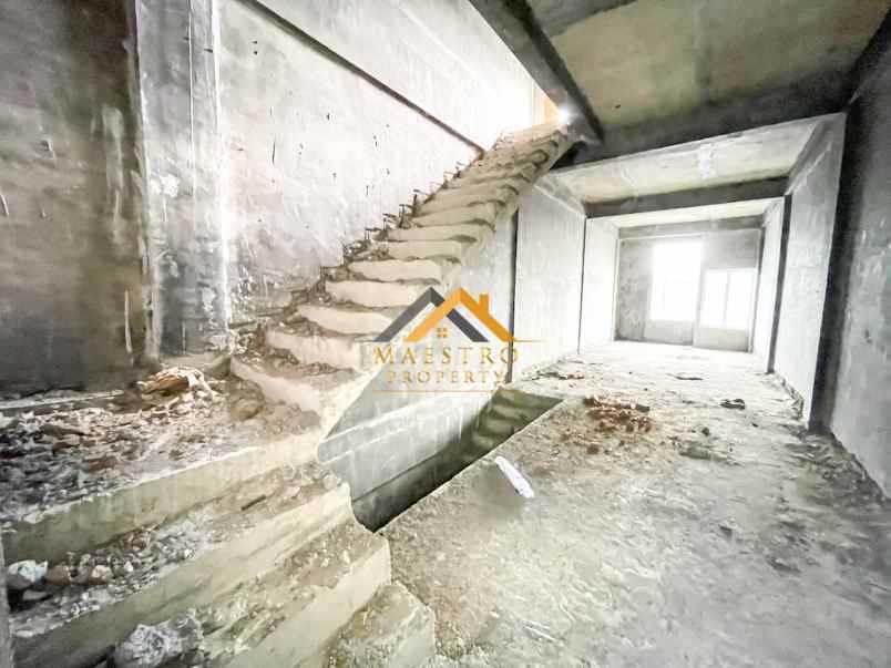 dijual ruko gudang kantor jalan menteng raya medan