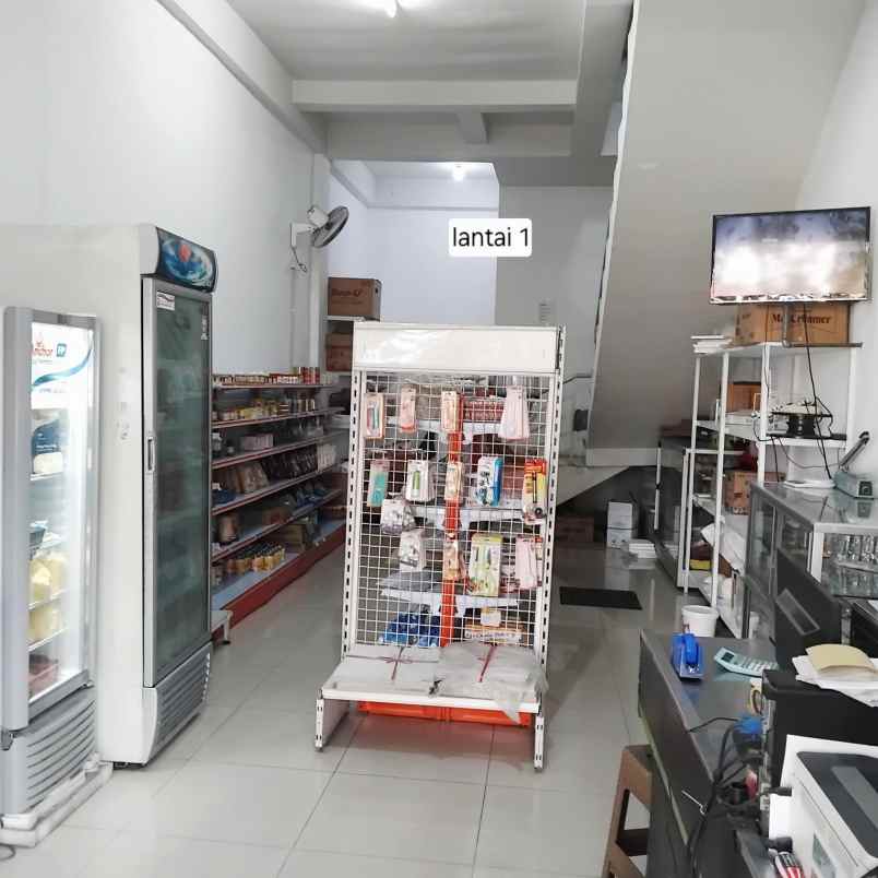 dijual ruko siap pakai di raya darmo baru barat