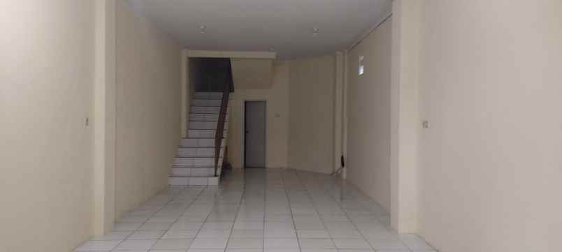 dijual ruko sudah tersewa apotik