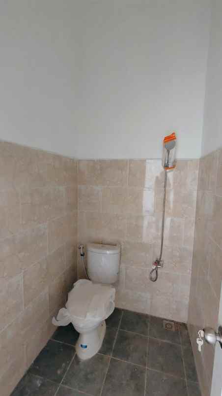 dijual rumah babakan pocis serpong tangsel