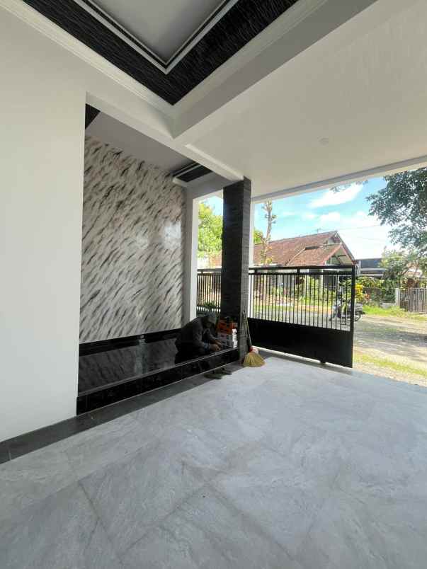 dijual rumah bangunjiwo